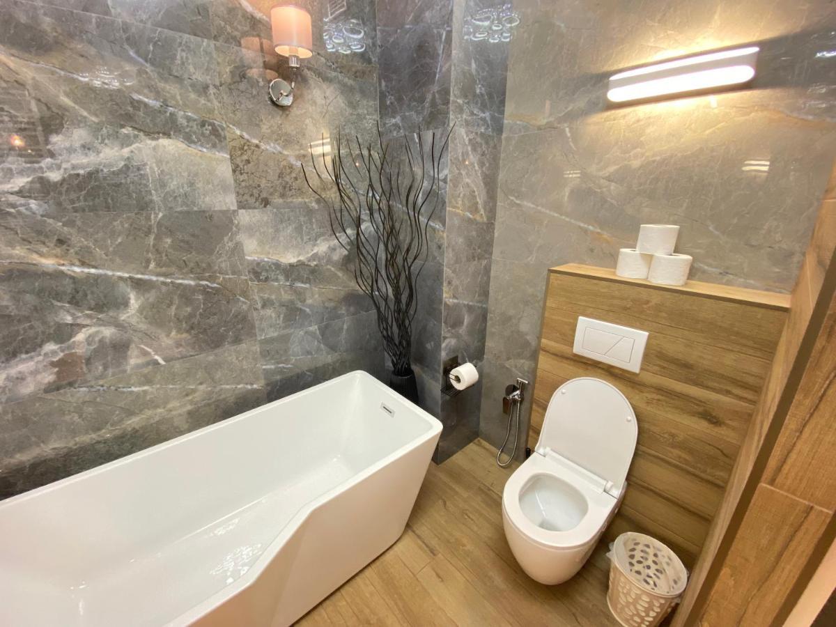 Rentnow Modern Lux Apartment In Centre Kiszyniów Zewnętrze zdjęcie