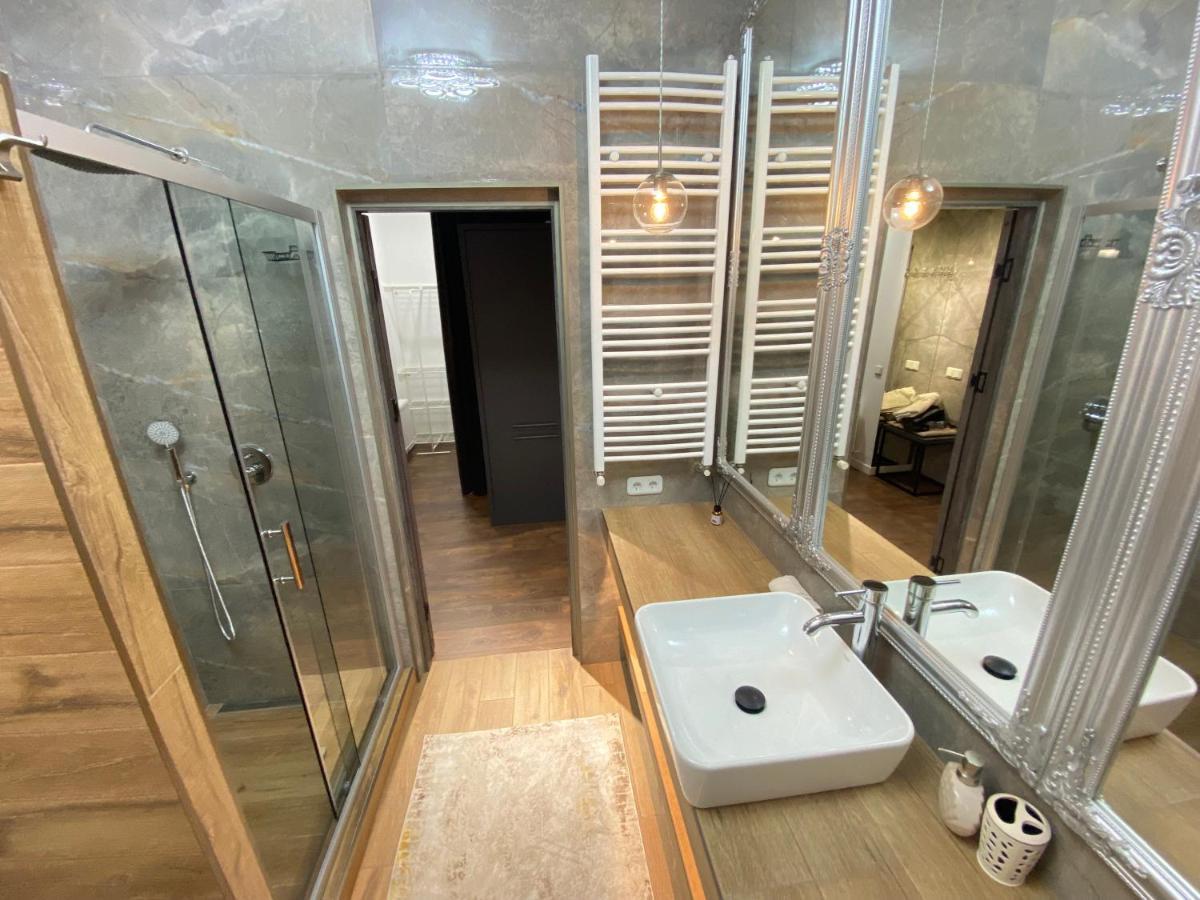 Rentnow Modern Lux Apartment In Centre Kiszyniów Zewnętrze zdjęcie