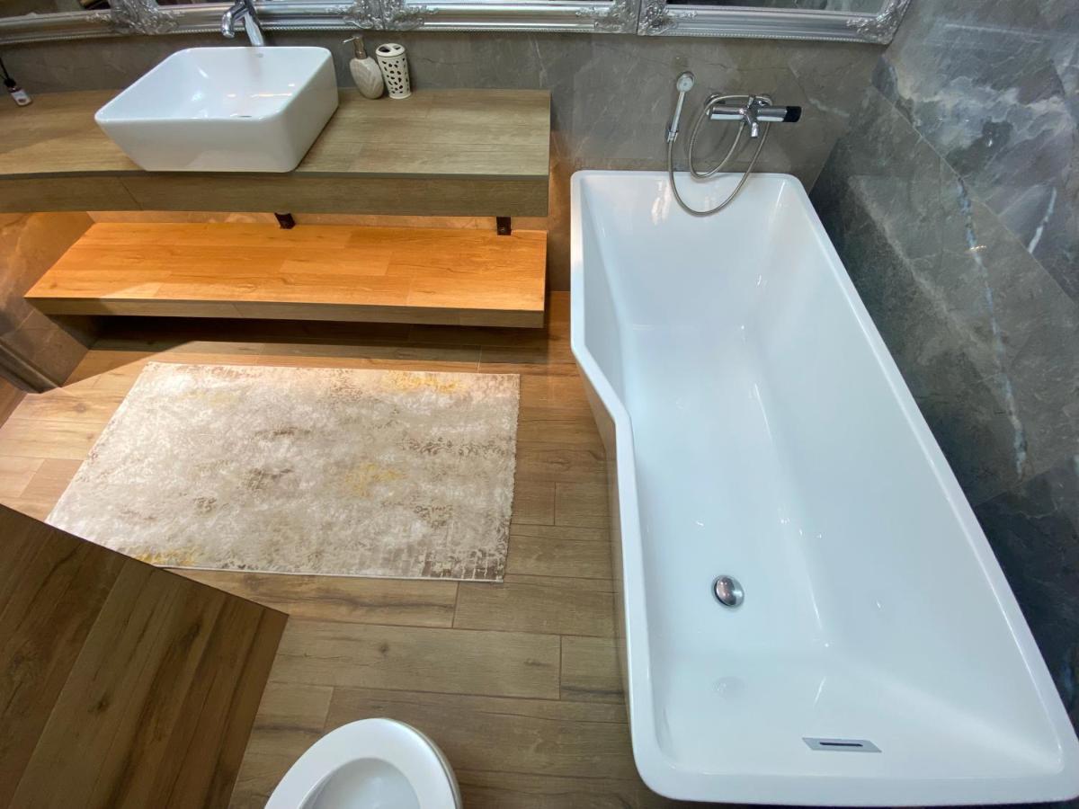 Rentnow Modern Lux Apartment In Centre Kiszyniów Zewnętrze zdjęcie