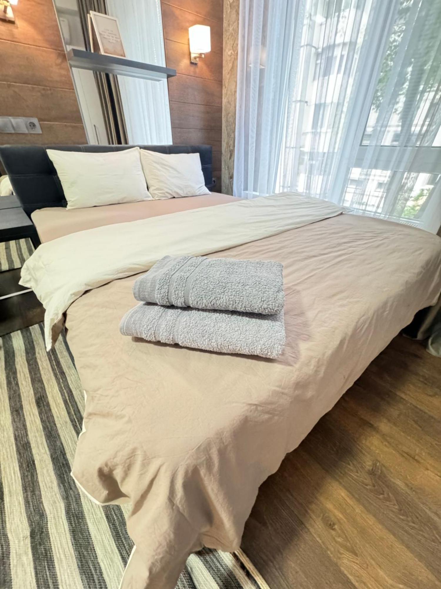 Rentnow Modern Lux Apartment In Centre Kiszyniów Zewnętrze zdjęcie