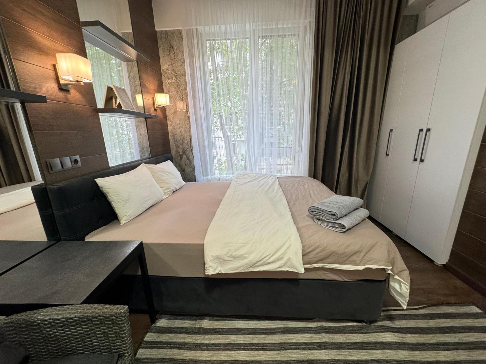 Rentnow Modern Lux Apartment In Centre Kiszyniów Zewnętrze zdjęcie