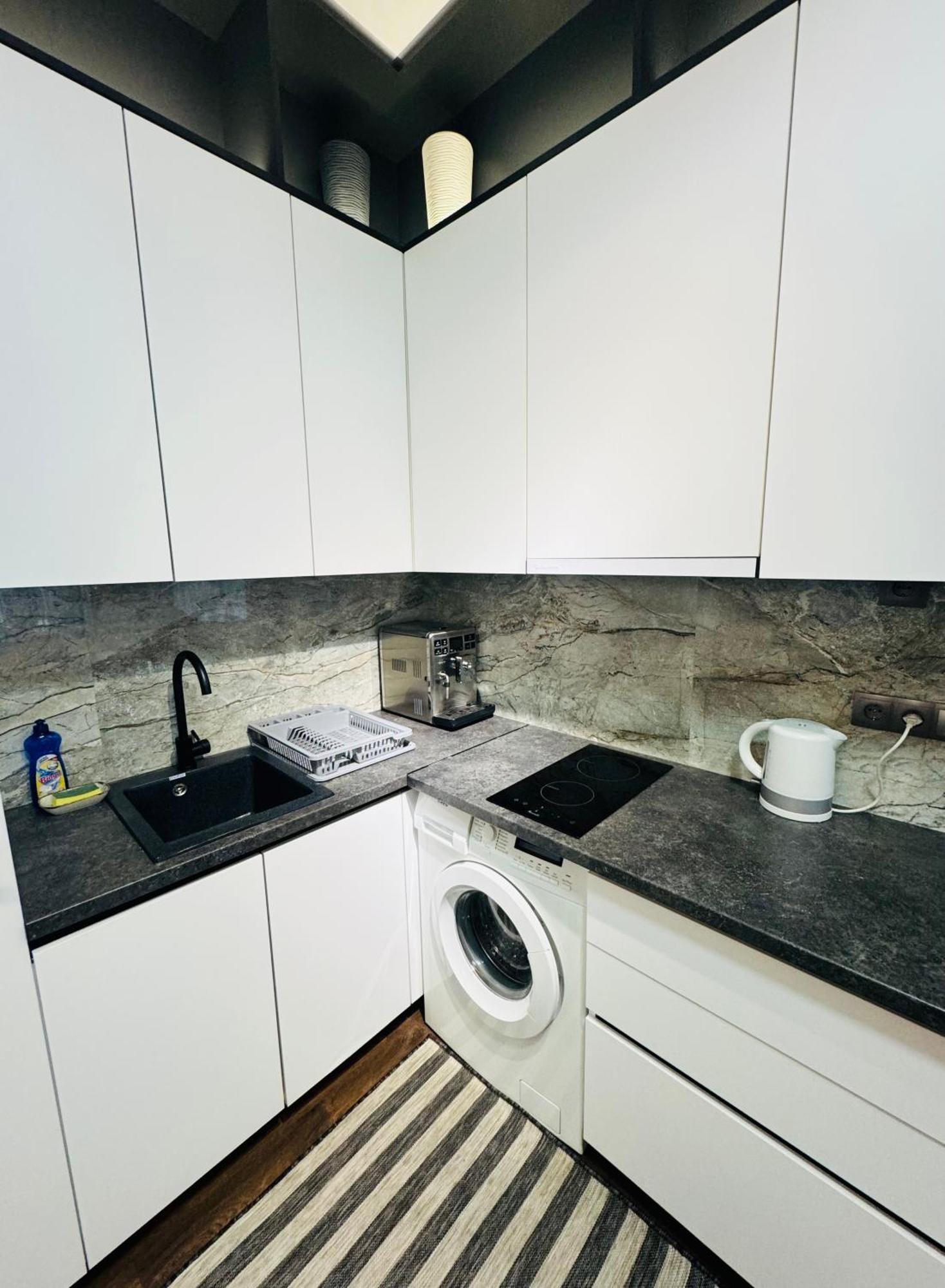 Rentnow Modern Lux Apartment In Centre Kiszyniów Zewnętrze zdjęcie